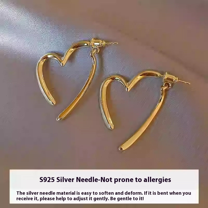 Boucles d’Oreilles Cœur Minimalistes au Style Froid
