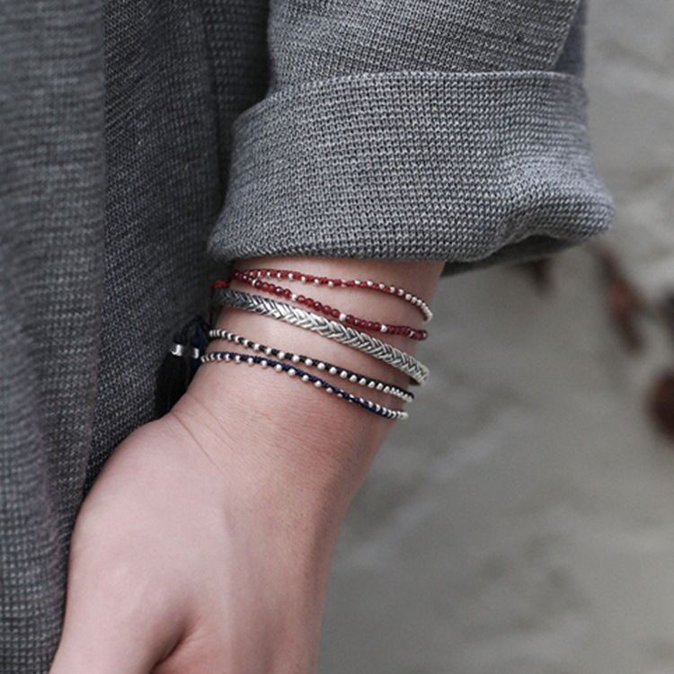 Armband mit gewebtem Muster