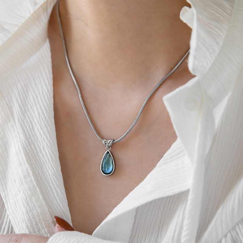 Timeless Charm vintage water drop pendant necklace