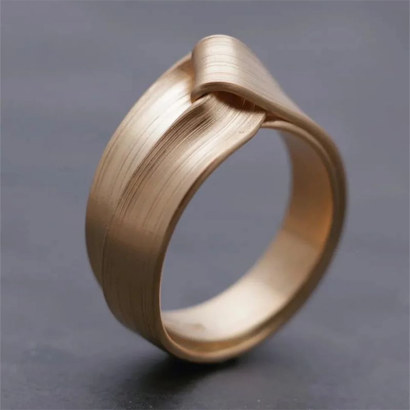 ✨ Bague Épure Artisanale – Élégance Intemporelle ✨