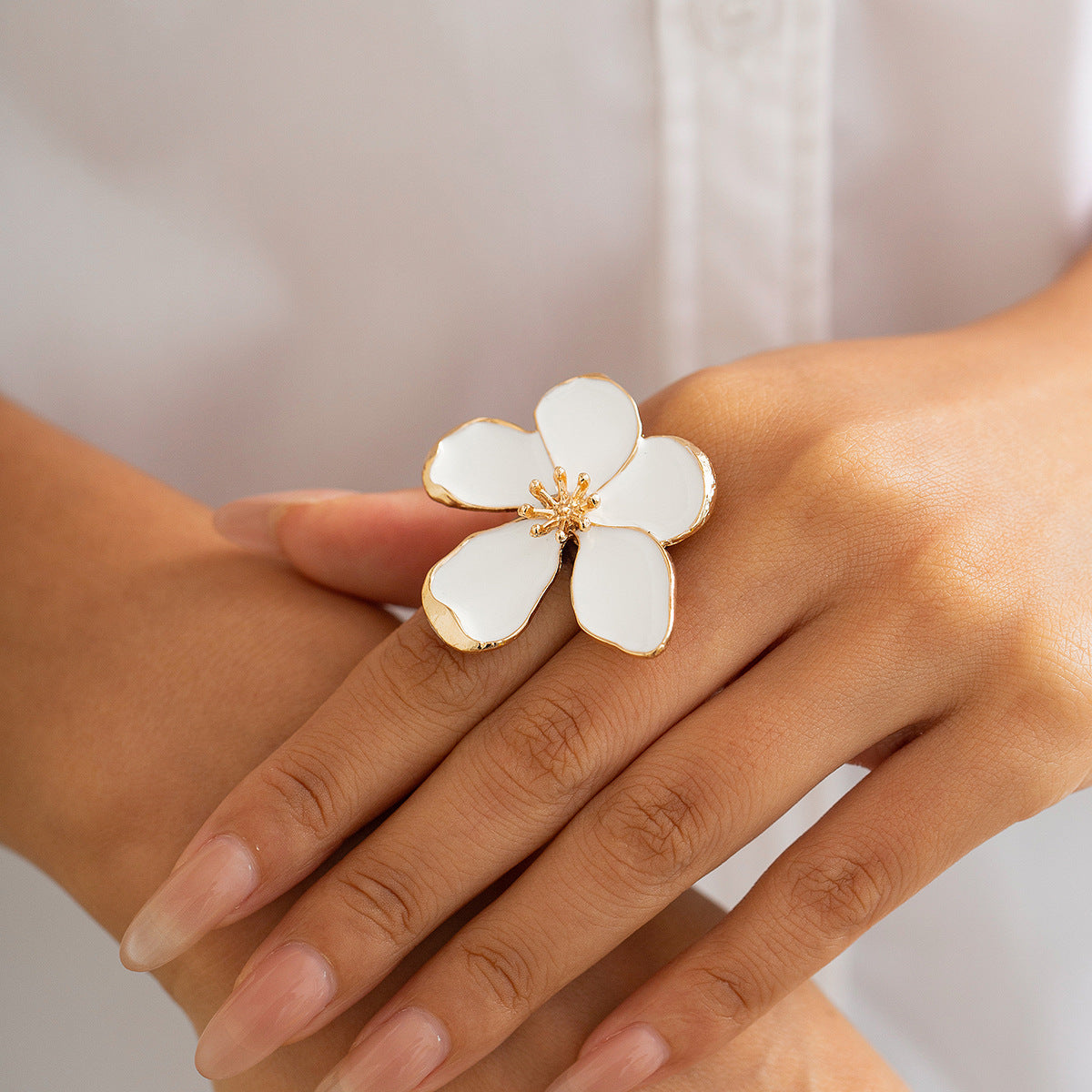 Bague Fleur en Métal Exagéré à Effet Goutte-à-Goutte