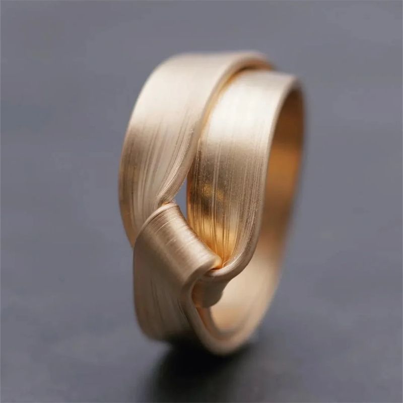 ✨ Bague Épure Artisanale – Élégance Intemporelle ✨