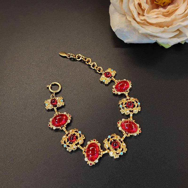 Set de Collier, Bracelet et Boucles d'Oreilles en Verre Creux Orné de Bijoux
