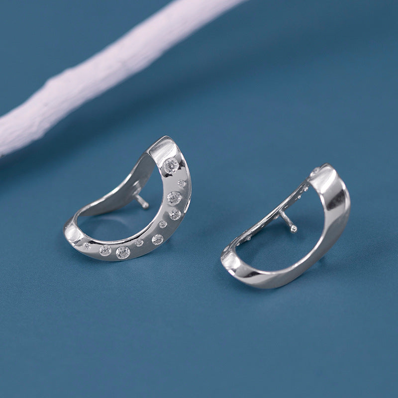 Os d'oreille simples de style nordique en zircon incrusté
